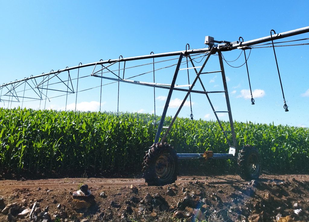 pivô de irrigação energia solar